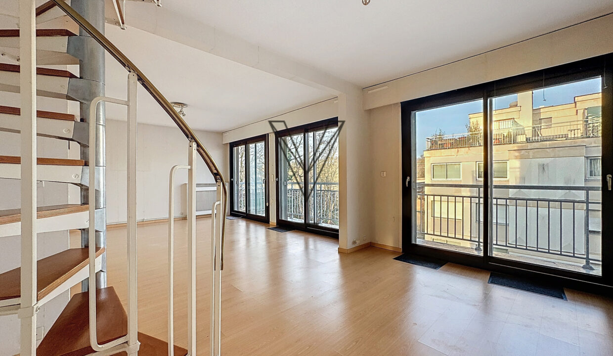 À Vendre   Duplex de Standing avec Terrasse Panoramique   Le