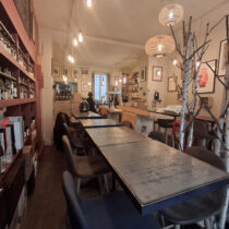 boutique dans le 75017 à Paris de 53m²