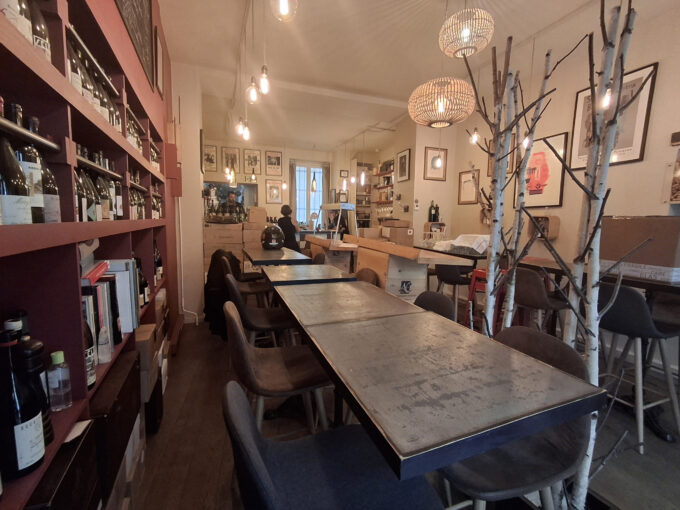 boutique dans le 75017 à Paris de 53m²