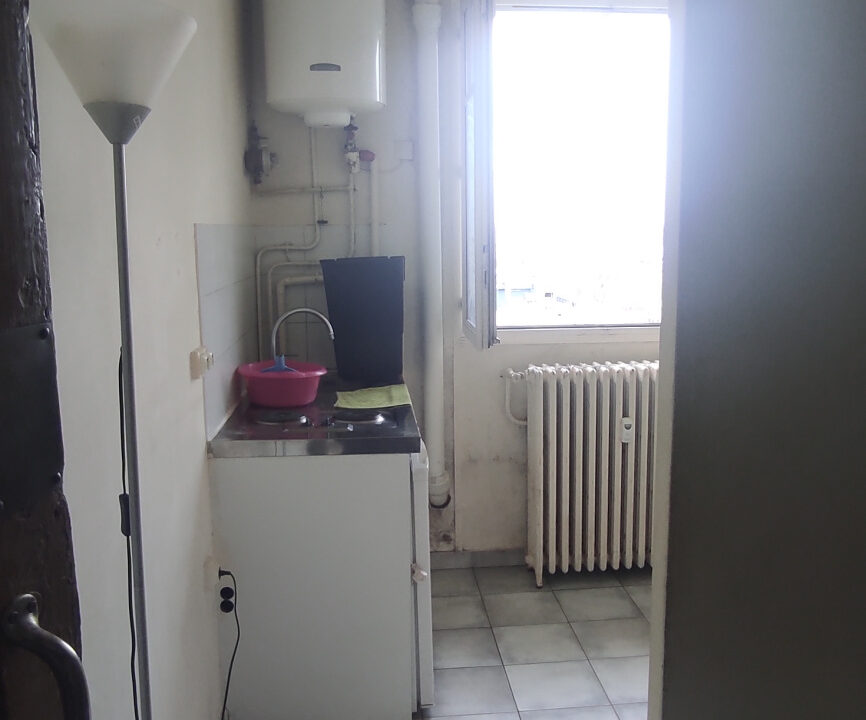 Paris XX-XI - Mo A. Dumas - Bld. de Charonne - Immeuble Art