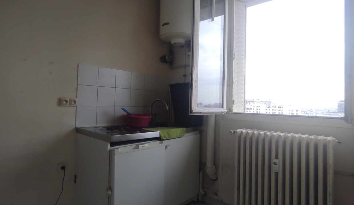 Paris XX-XI - Mo A. Dumas - Bld. de Charonne - Immeuble Art