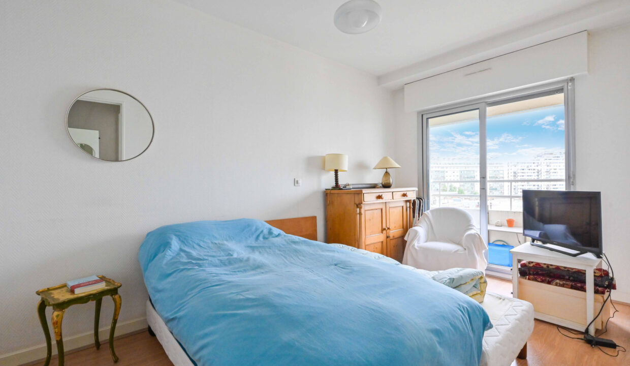 PARIS XII -  Appartement avec un balcon