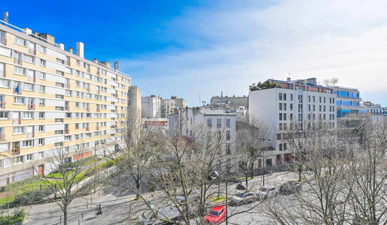 EXCLUSIVITÉ Appartement avec double séjour et une chambre