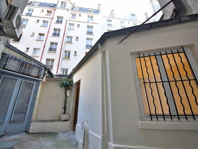 appartement dans le 75011 à Paris de 17.86m²