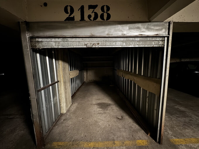 parking/box dans le 75011 à Paris de 10m²