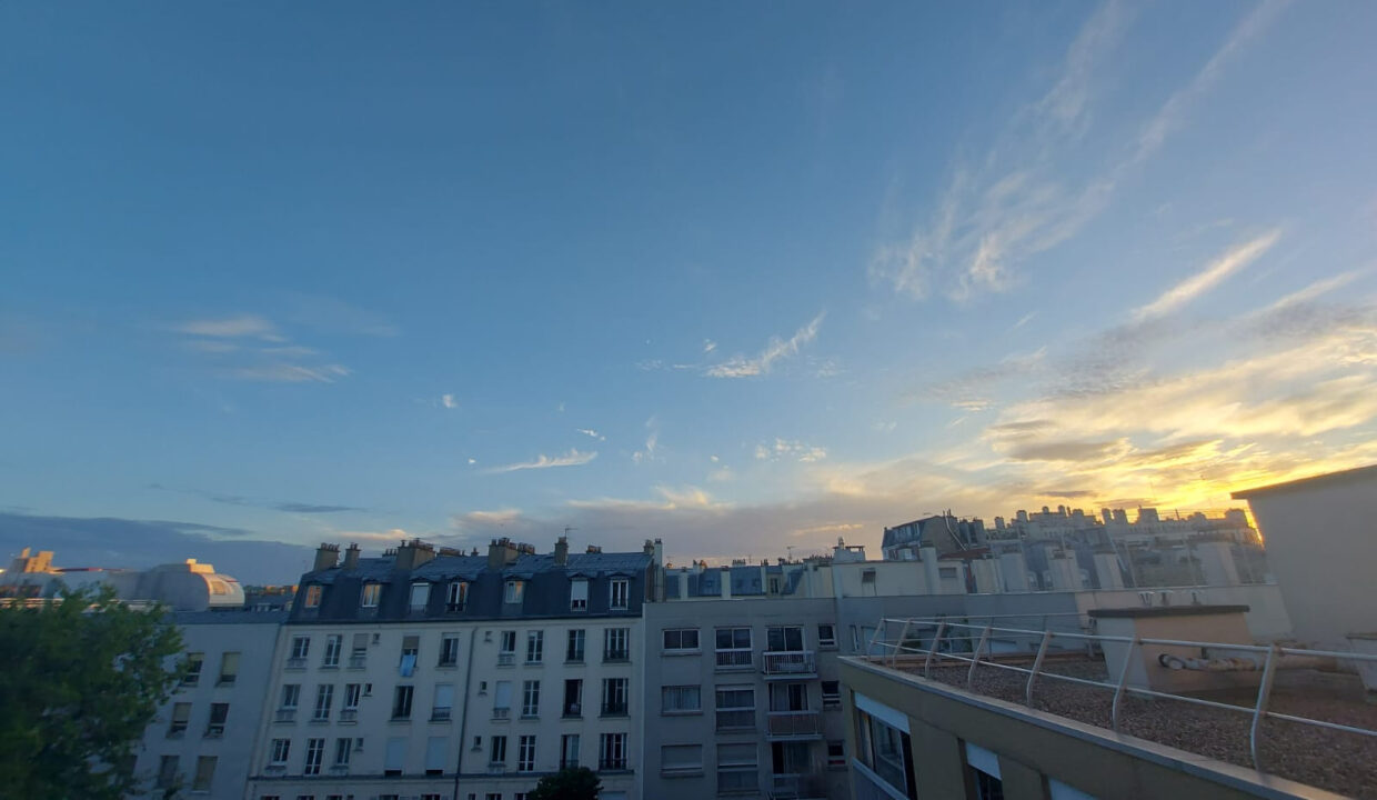 Charmant Studio avec Terrasse et Vue Panoramique - Rue des G