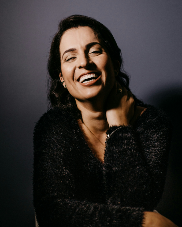 Portrait de Marie Gourci, cliente satisfaite