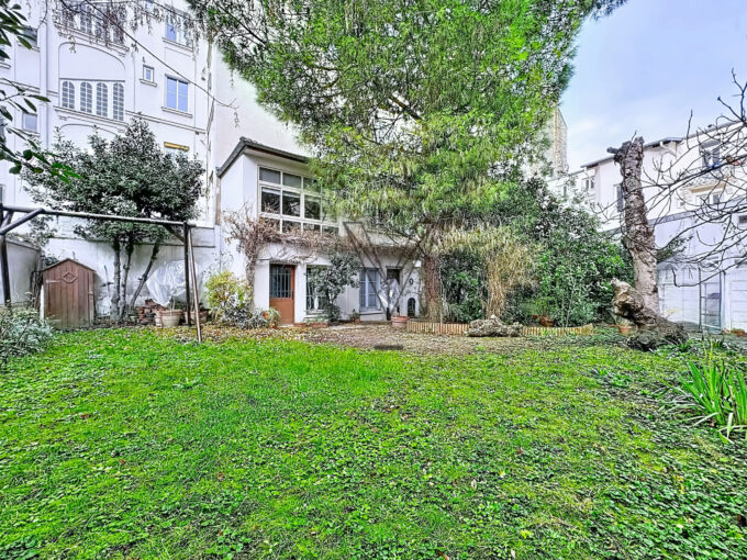 maison/villa dans le 94300 à Vincennes de 275m²