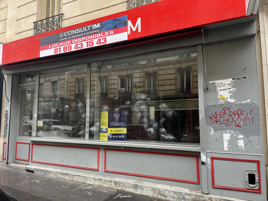 À LOUER   LOCAL COMMERCIAL   PARIS 18e (JULES JOFFRIN / RUE