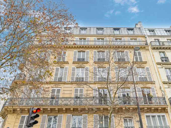 appartement dans le 75011 à Paris de 72m²