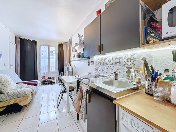 appartement dans le 75011 à Paris de 16.88m²